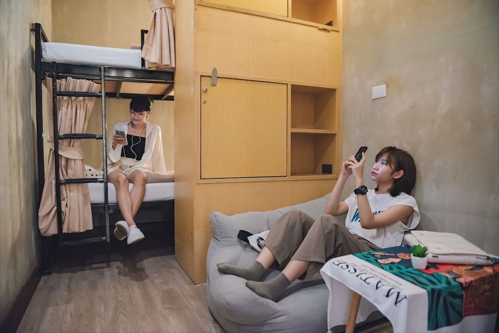 Private Double-bunk Bedroom photo 1