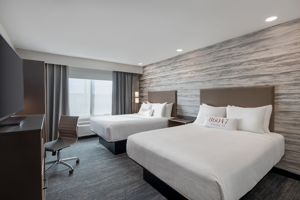 2 Queen Beds (Mobility Tub), Accessible Room photo 2