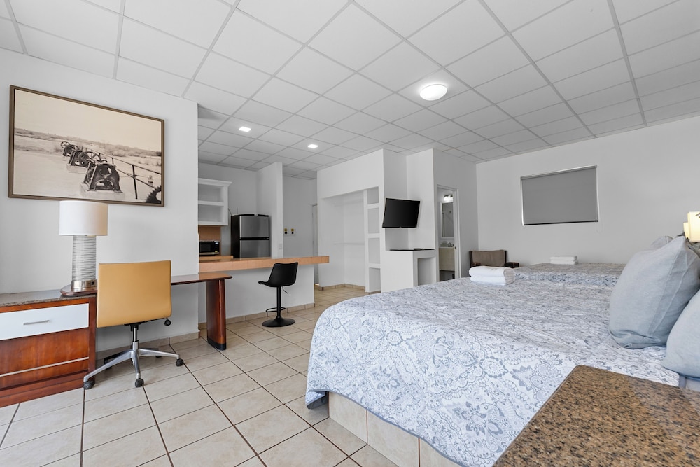 Superior Double Room, Balcony, City View