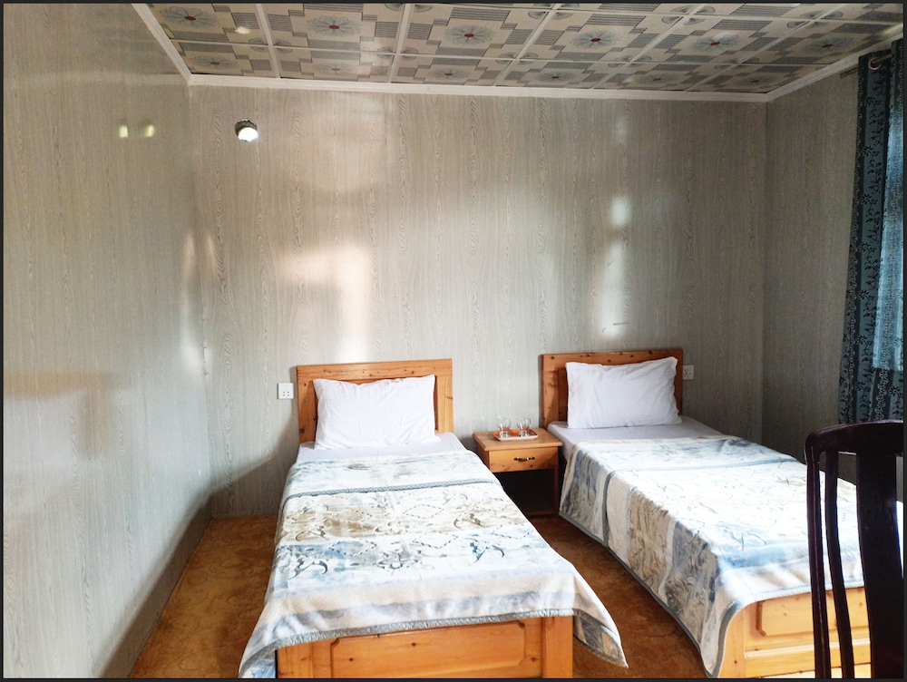 Business Room photo 2