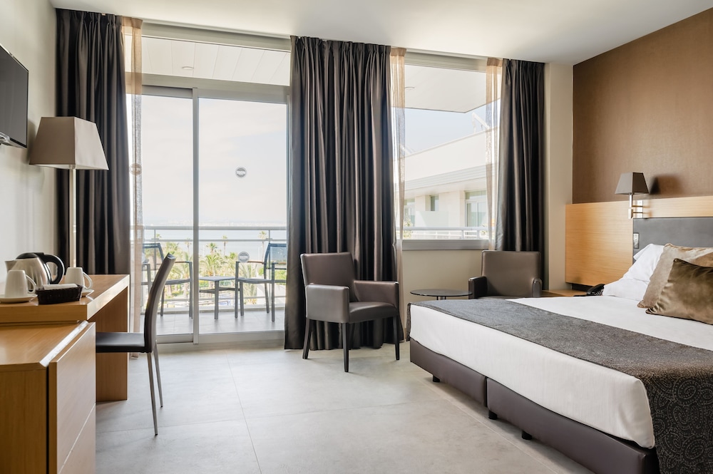 Classic Double Room Single Use, Sea View