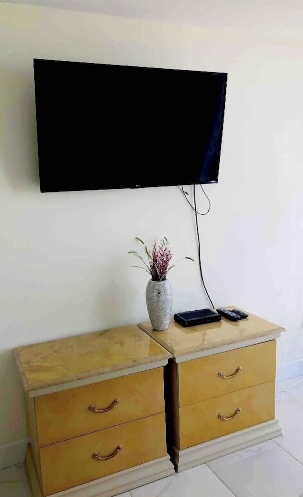 Apartment photo 3