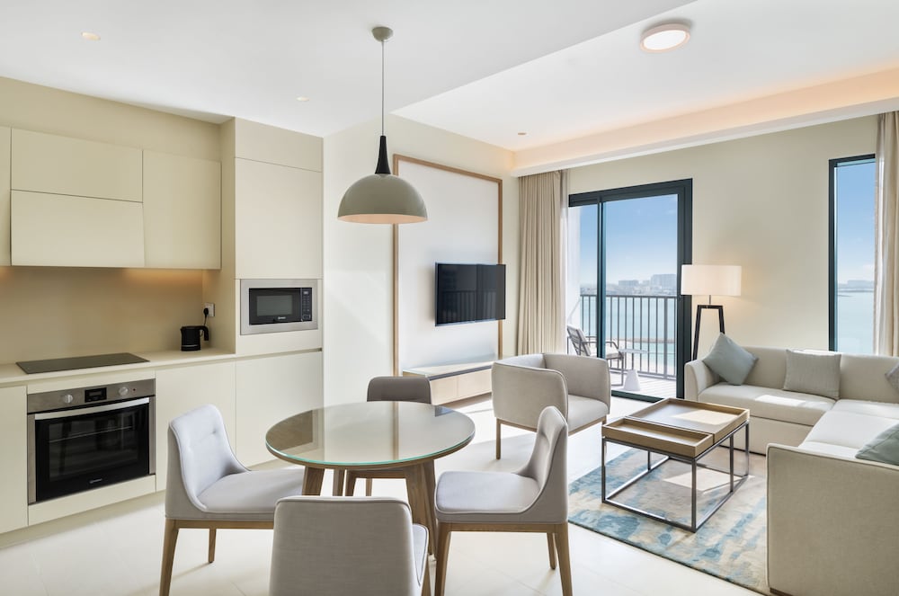 Deluxe Apartment, 2 Bedrooms, Sea View - Photo 3