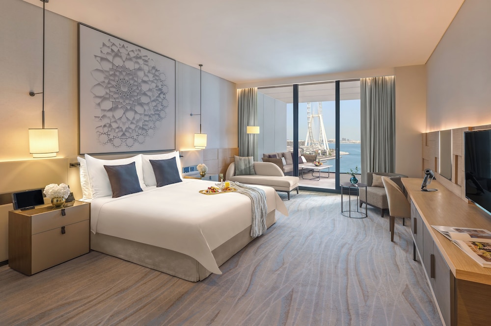 Club One Bedroom Executive Sea View Suite photo 2
