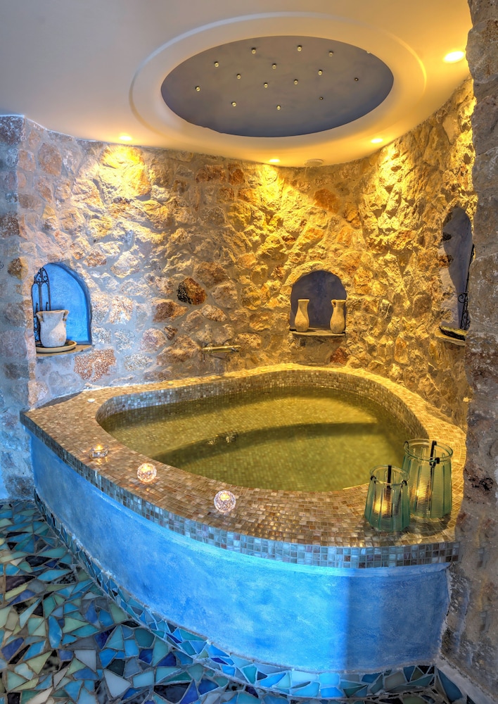 Senior Suite, Spa Bath, Sea View - Photo 6