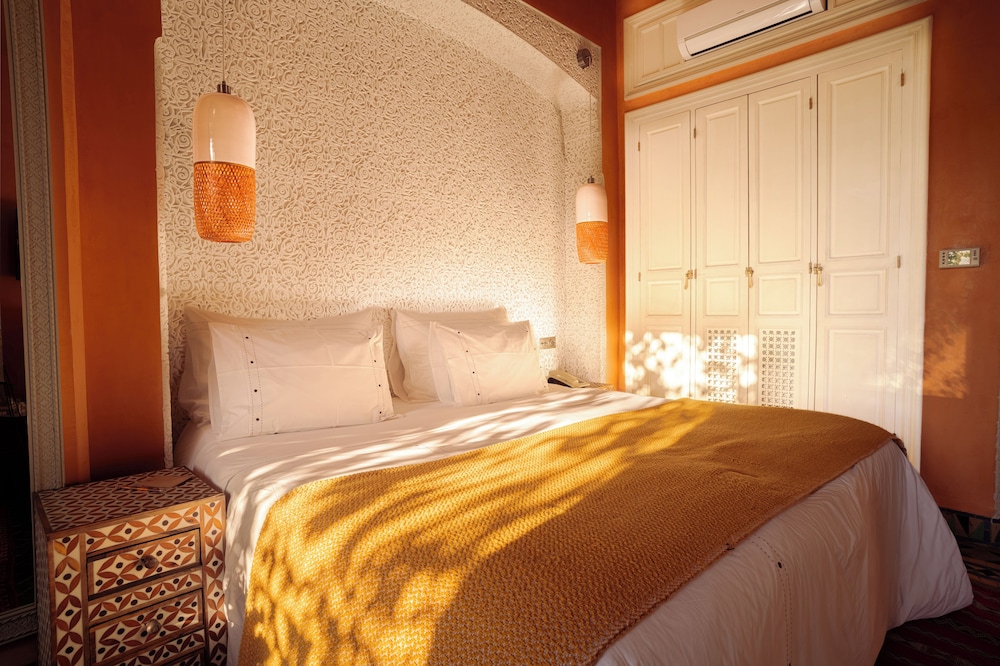 Double Room - Photo 9