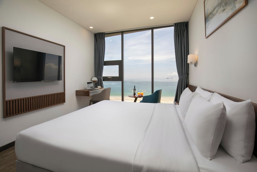 Studio Suite, 1 Bedroom, Non Smoking, Ocean View photo 1