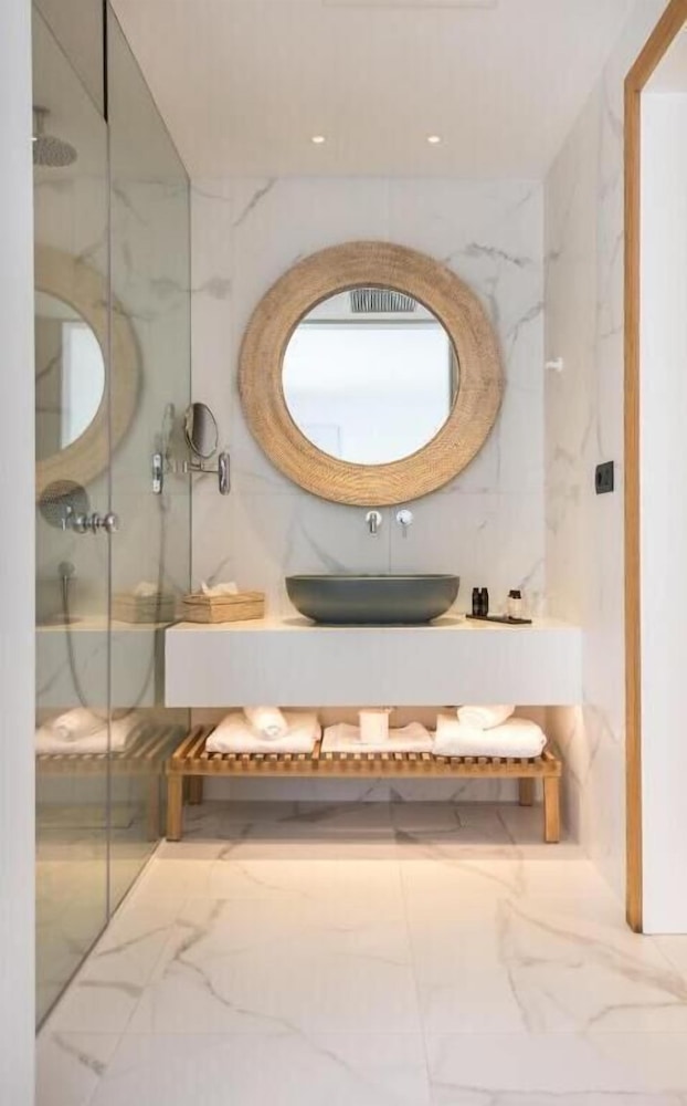 Superior Double or Twin Room - Photo 4