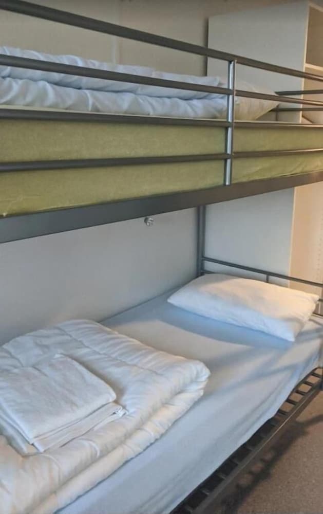 Shared Dormitory, Women only, Non Smoking (4 bunkbeds) photo 1