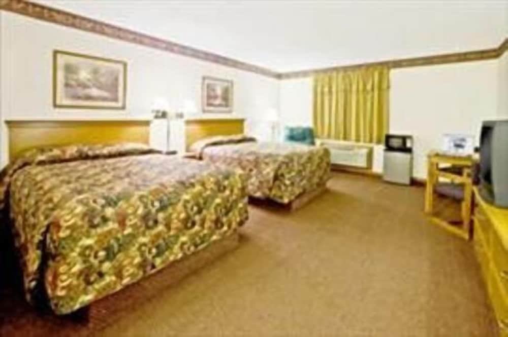 Standard Room, 2 Queen Beds