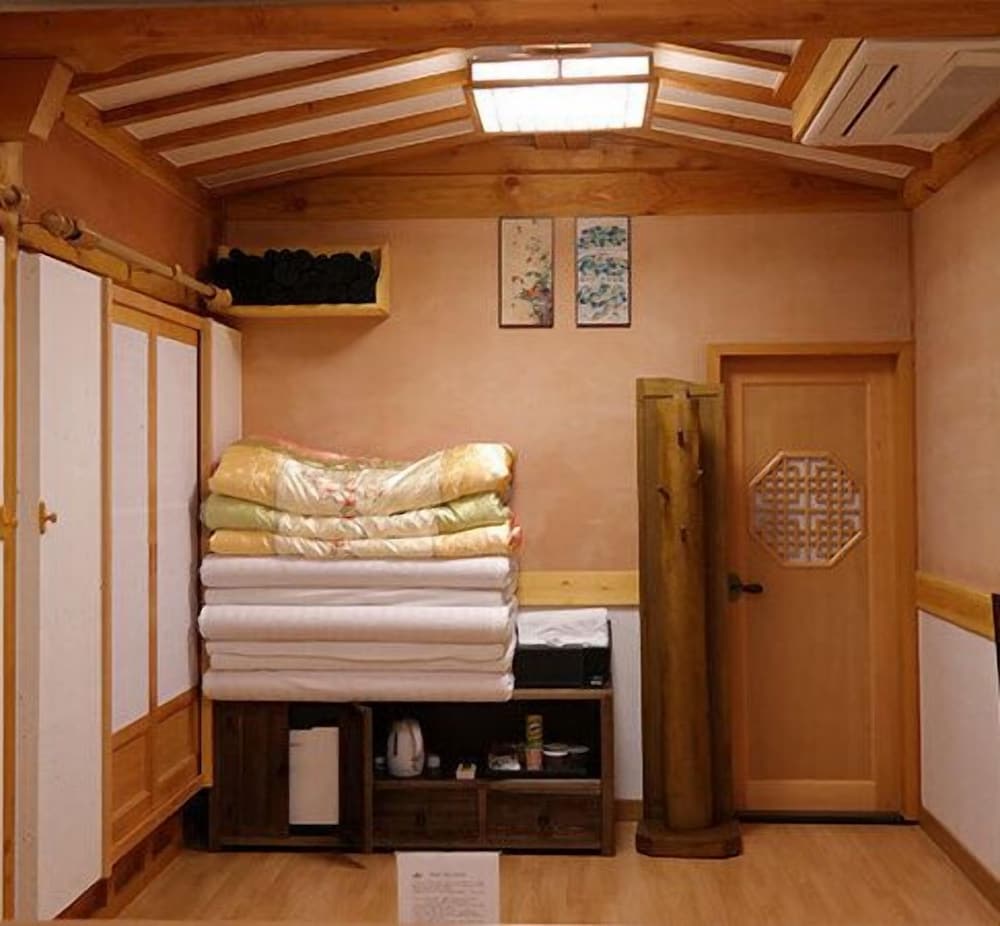 Traditional Room, Multiple Beds (Ondol Room for 3) photo 1