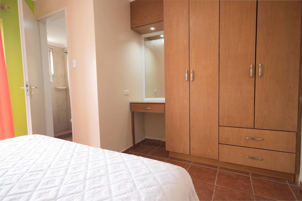 Comfort Room, 1 Bedroom photo 3