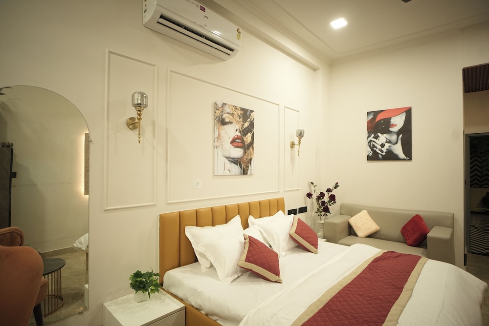 Suite Room