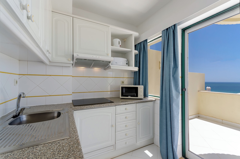 Studio, Sea View (Front) - Photo 8