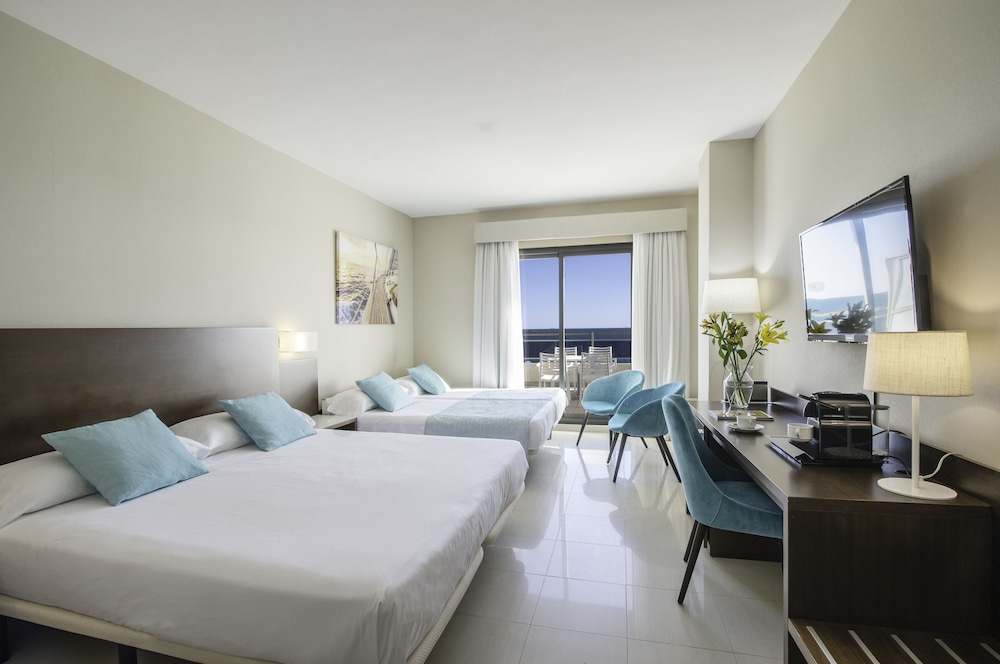Habitación Cuádruple, Balcón