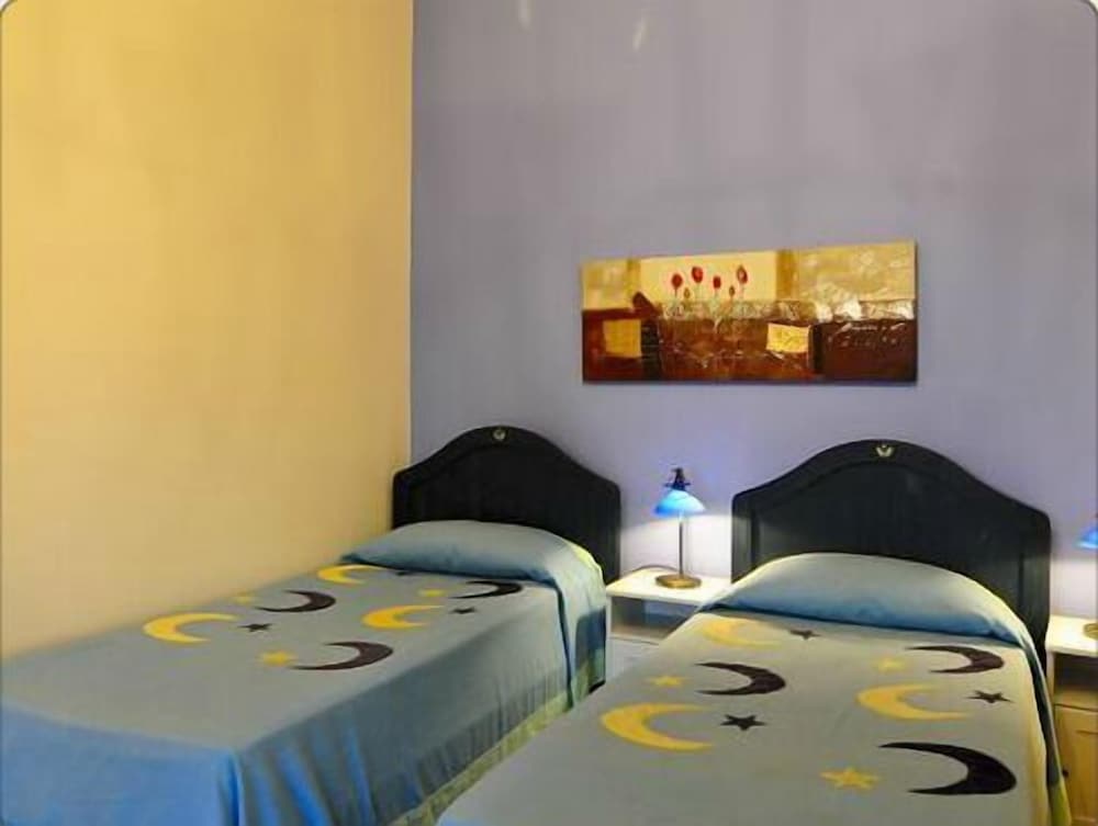 Twin Room, 2 Twin Beds