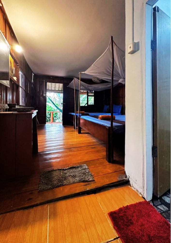 Deluxe Bungalow, Multiple Beds
