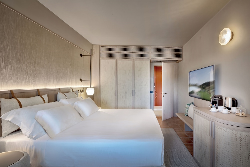 Premium Room (Sunset view) - Photo 1
