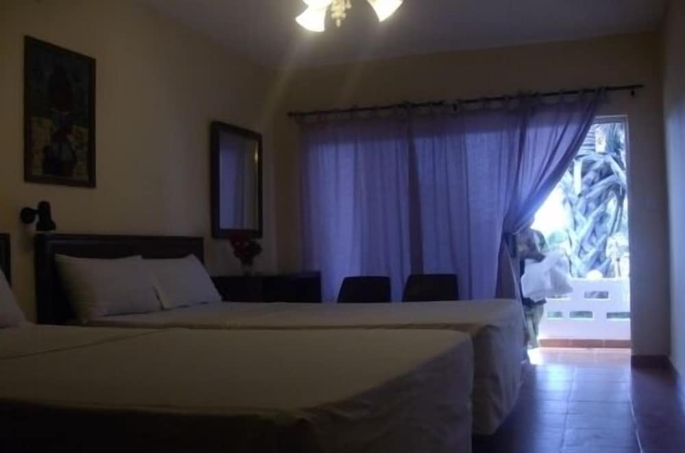 Family Suite, 1 Bedroom, Accessible, Garden View photo 1