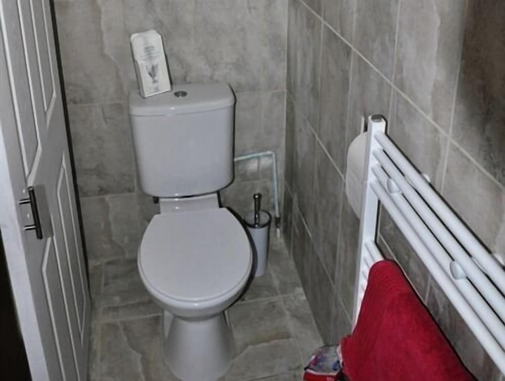 Double Room, Ensuite, Ground Floor photo 3