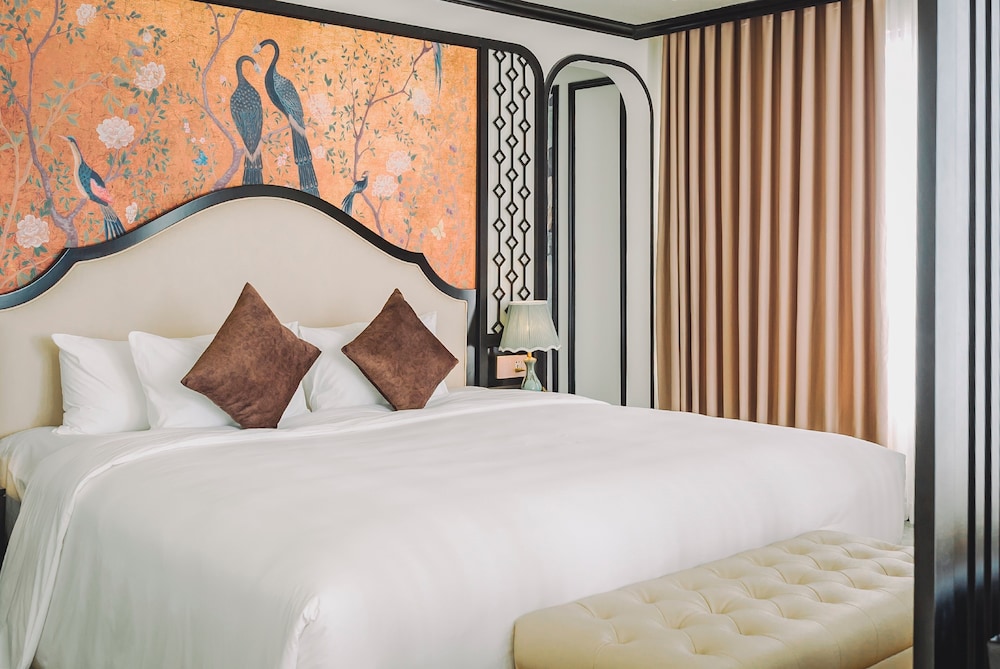 Presidential Room