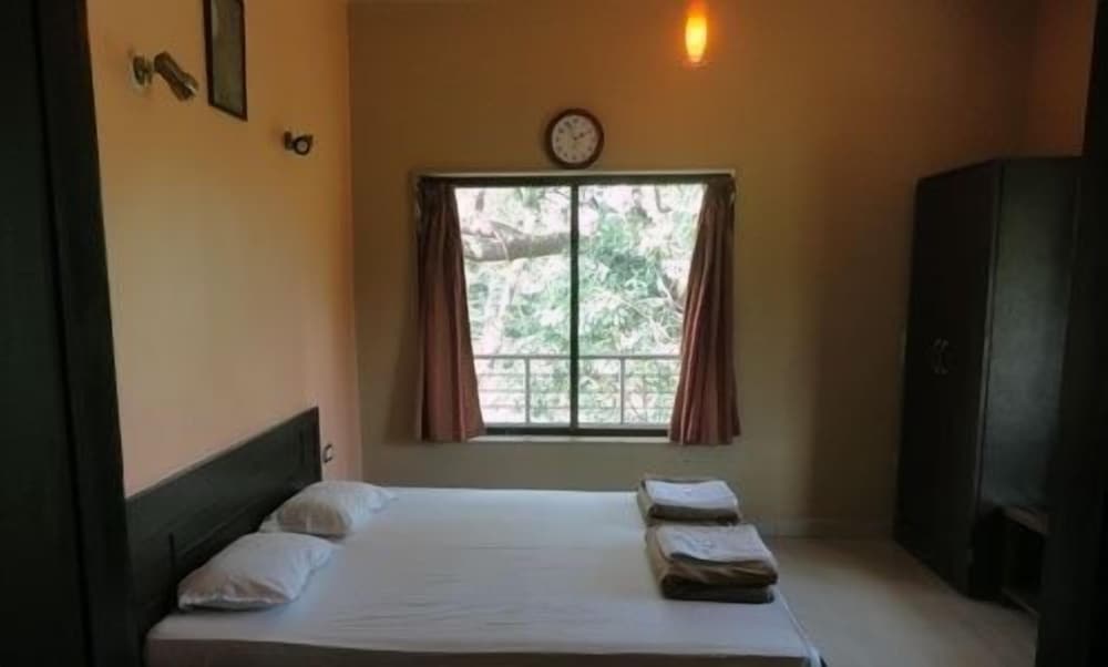 Standard Room (Double Occupancy) photo 2