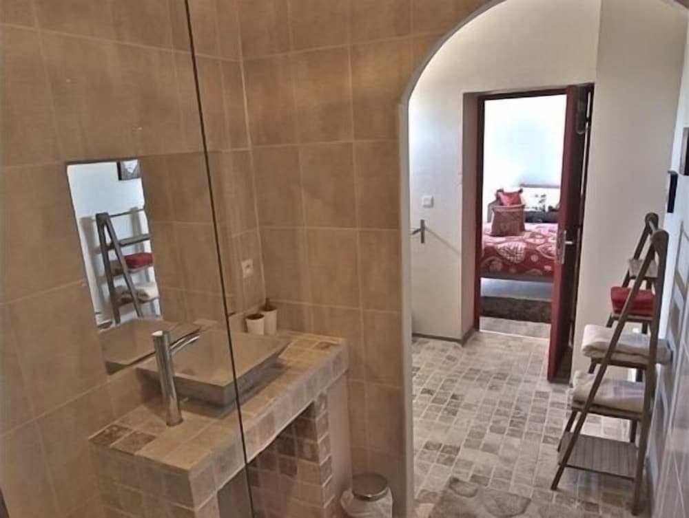 Standard Suite, Private Bathroom, Lake View (Cocooning) photo 3