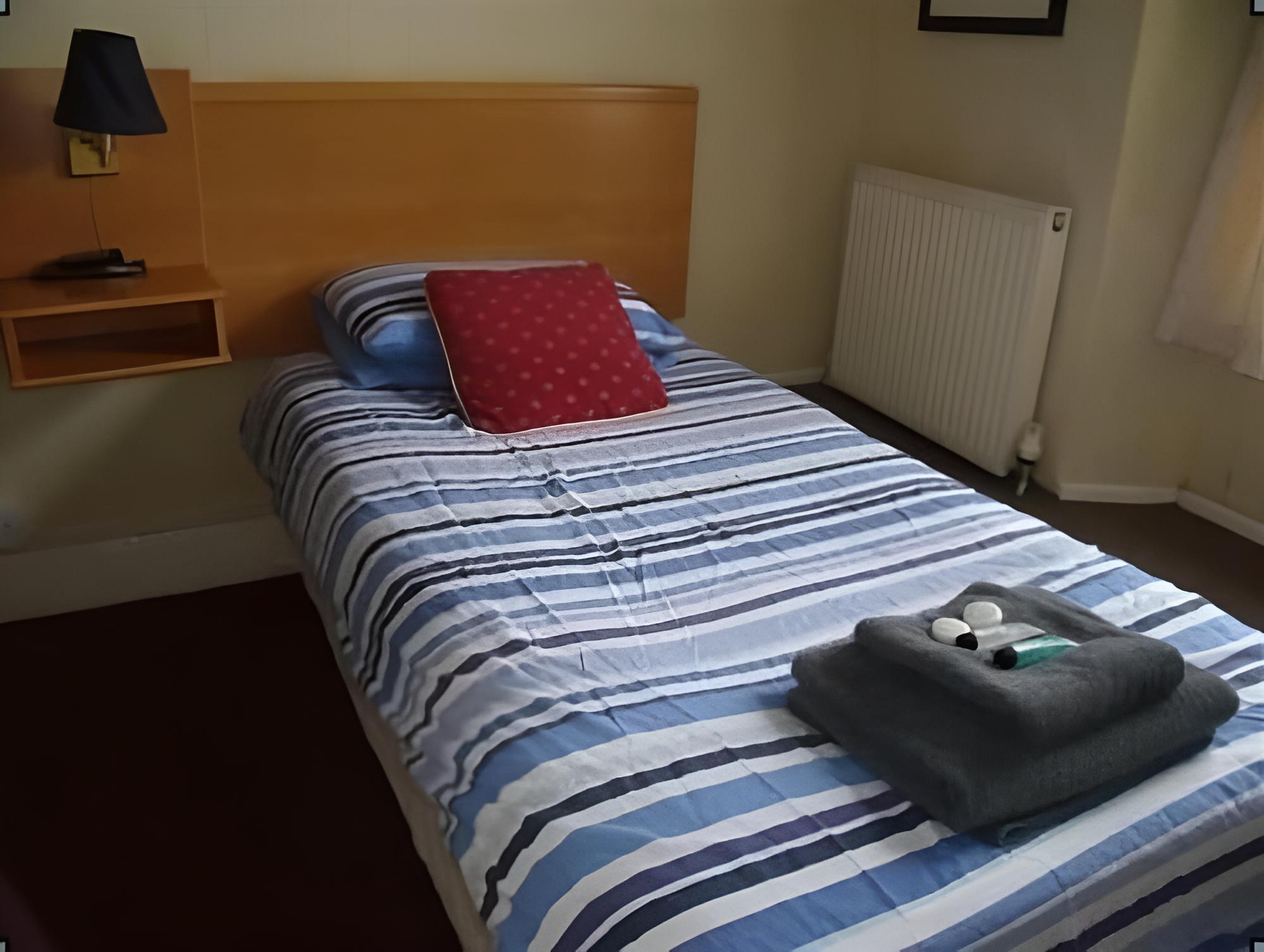 Single Room photo 2