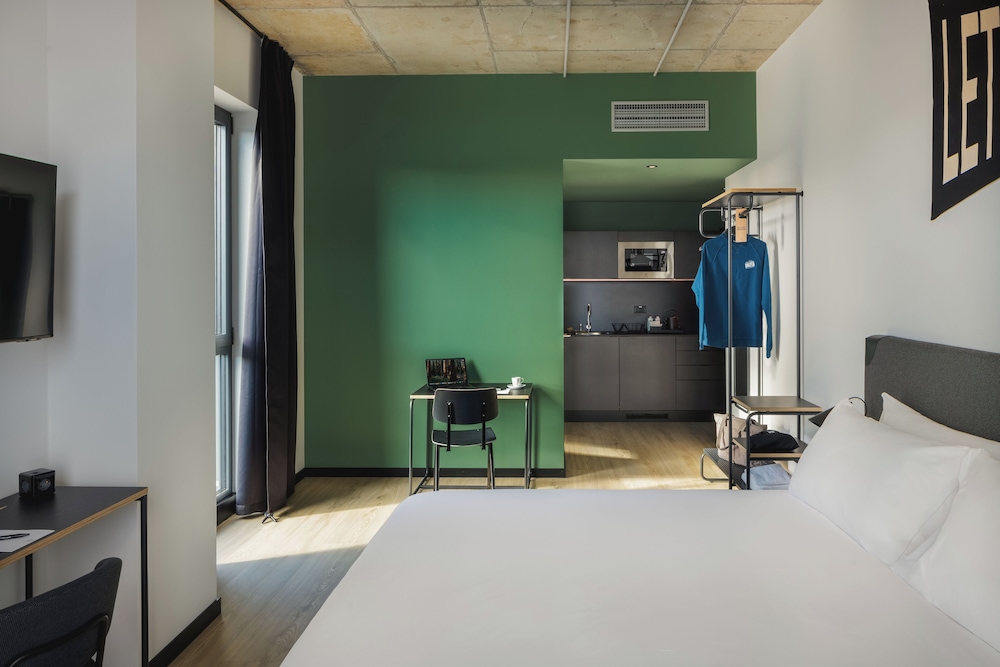 Deluxe Studio - Photo 5