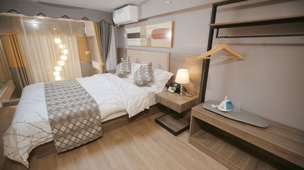 Superior Suite