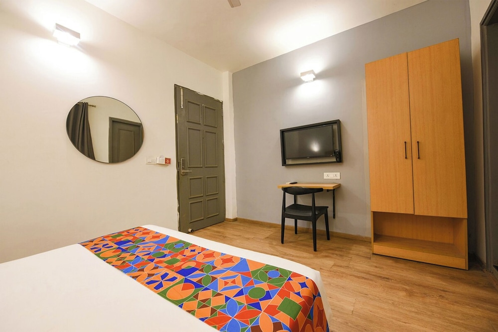 Superior Double Room, City View photo 3