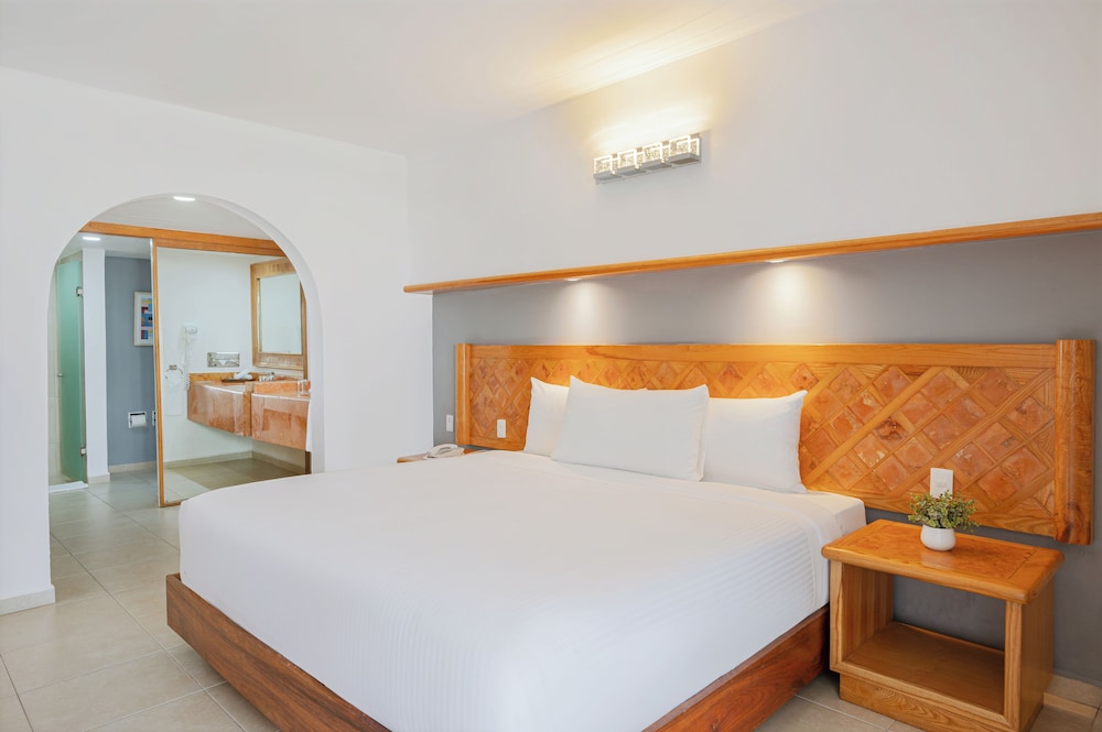 Villa, 3 Bedrooms, Kitchen - Photo 1