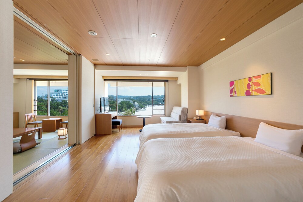 Connecting Japanese Western Room with Ocean View - Non-Smoking - Photo 6