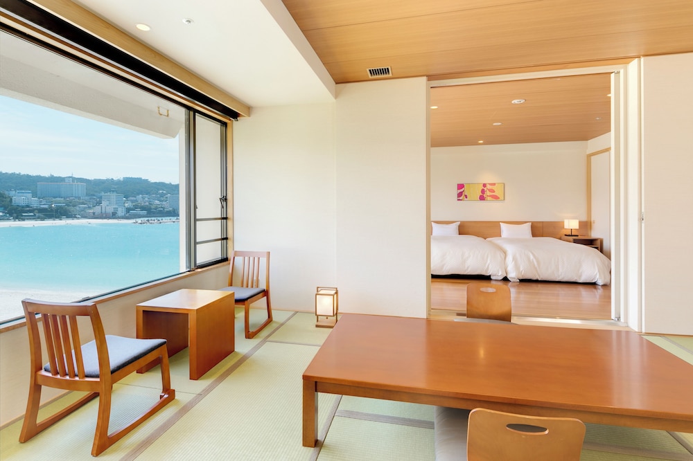 Connecting Japanese Western Room with Ocean View - Non-Smoking - Photo 2