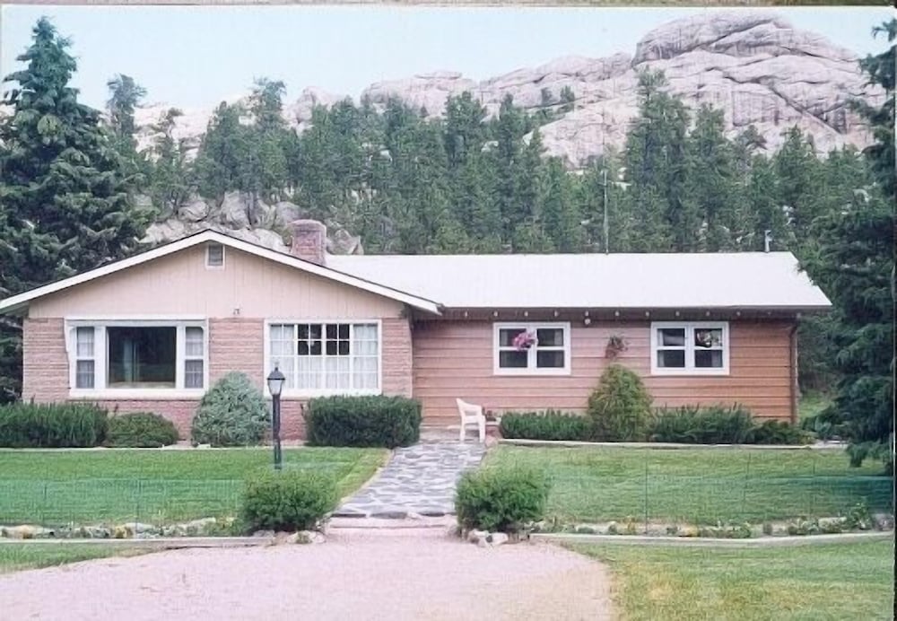 Luxury Cabin, 4 Bedrooms (El Dorado Ranch) photo 1