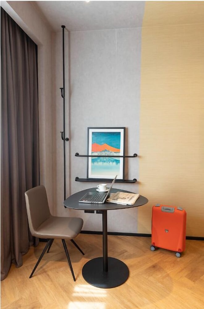Superior Room, 1 King Bed with Sofa bed