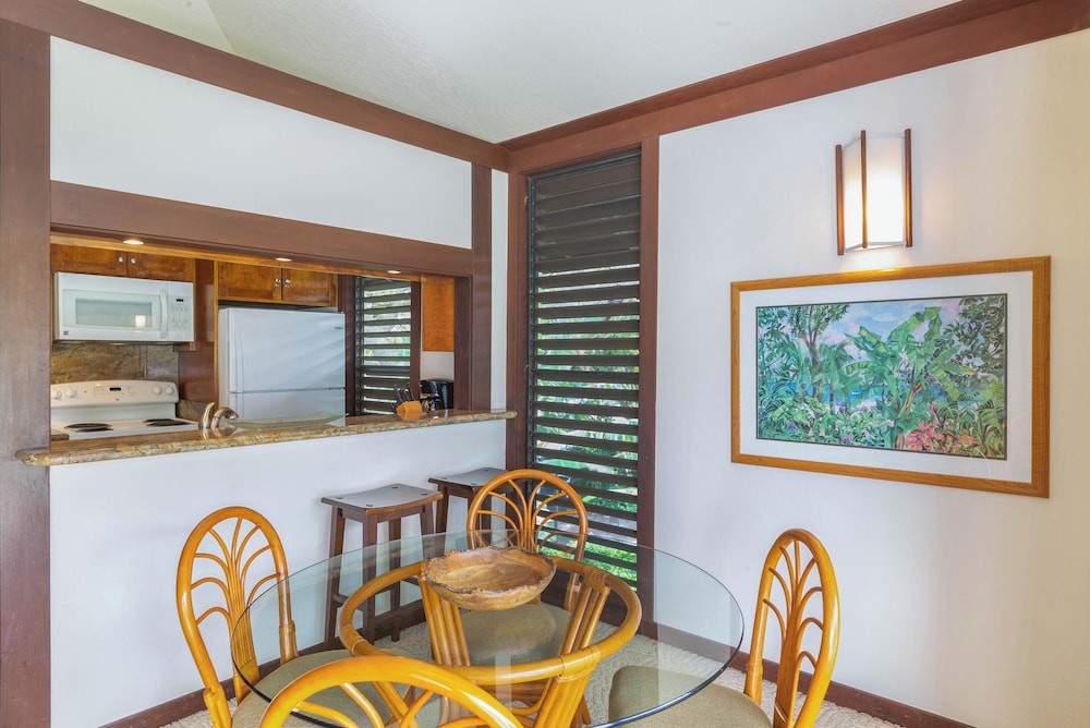 Royal Room, 1 Bedroom, Garden View (Unit 0047, 1 Bath) photo 2