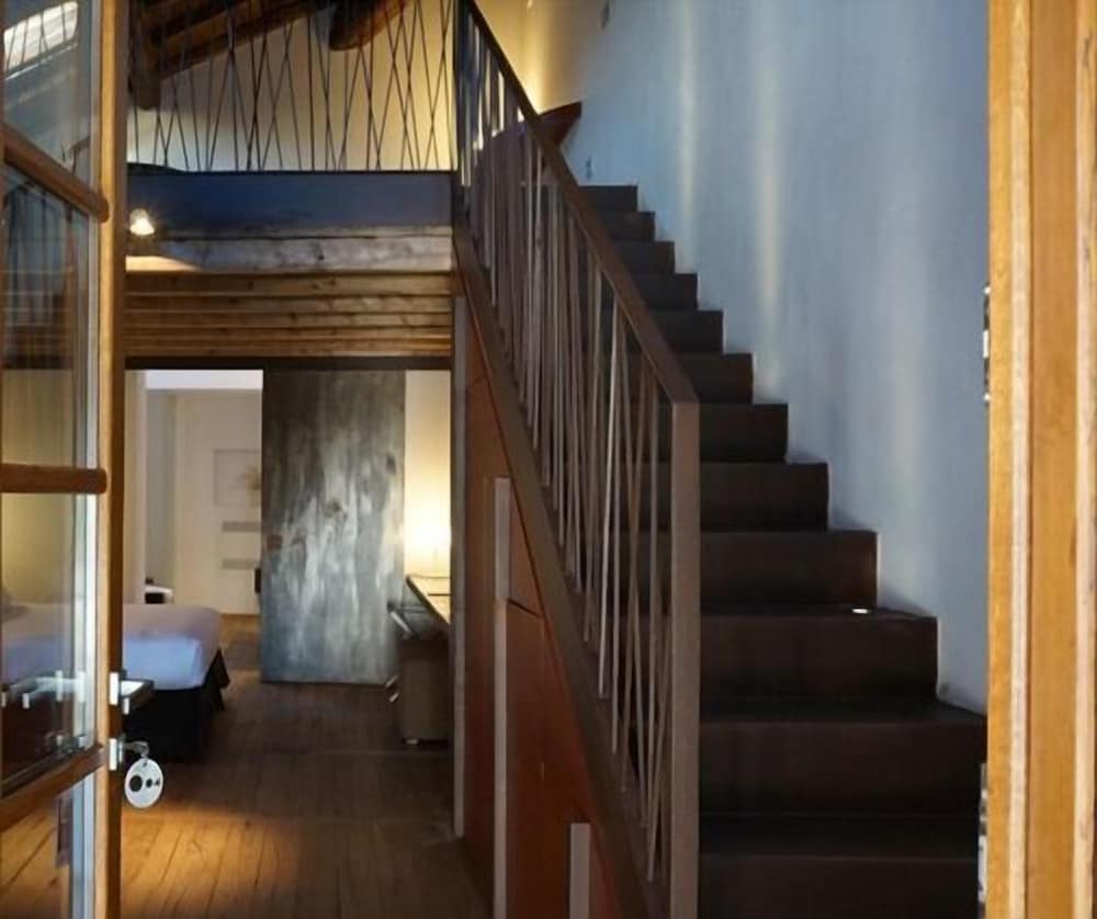 Suite photo 1