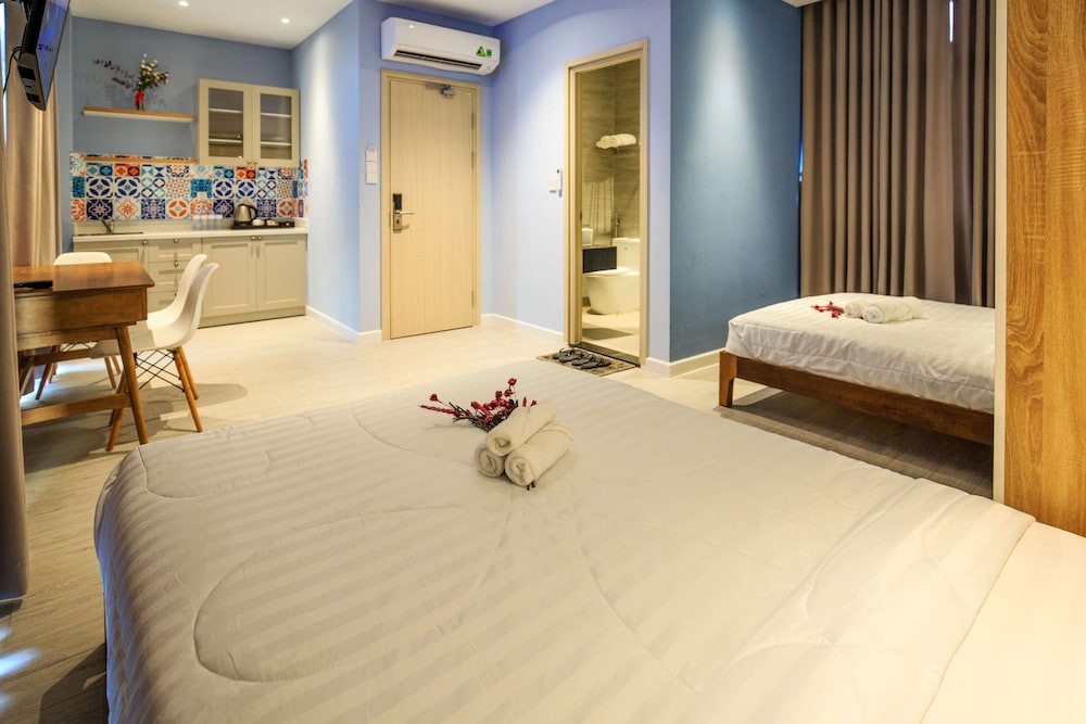 Luxury Studio Suite photo 2