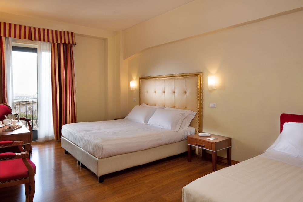 Panoramic Triple Room - Photo 1