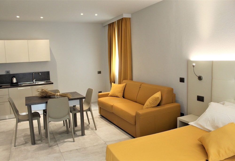 Family Apartment, 1 King Bed with Sofa bed, Kitchenette