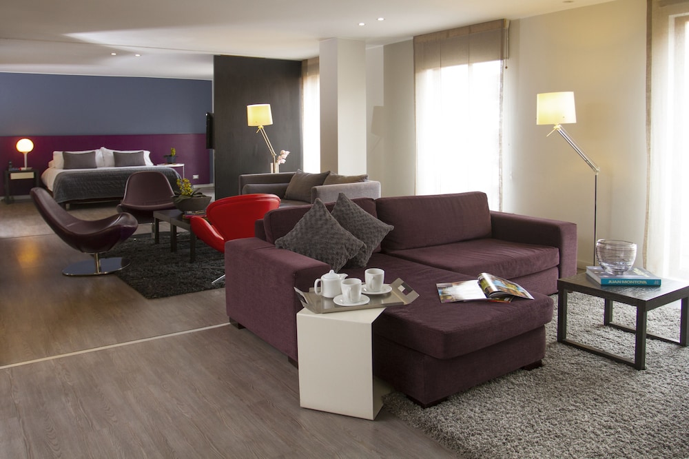 Family Apartment, 2 Bedrooms photo 1