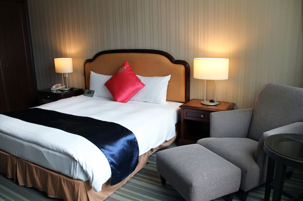 Exclusive Double Room, 1 King Bed photo 3