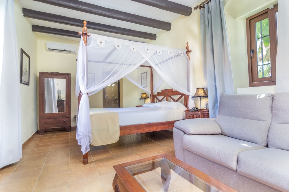 Standard Double Room - Photo 1
