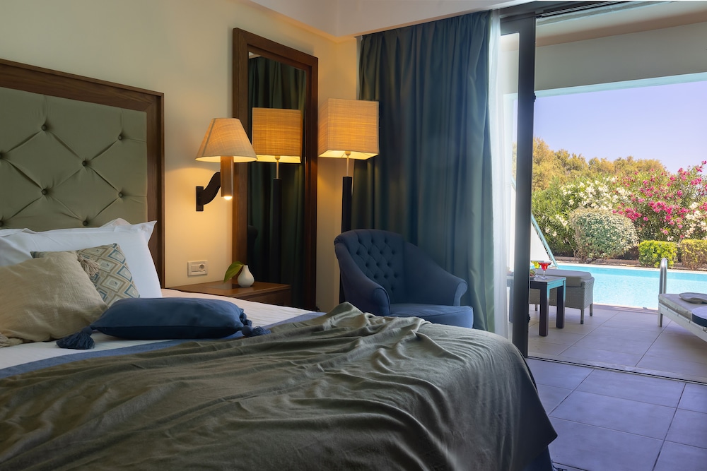 Superior Double Room, Sharing Pool photo 2