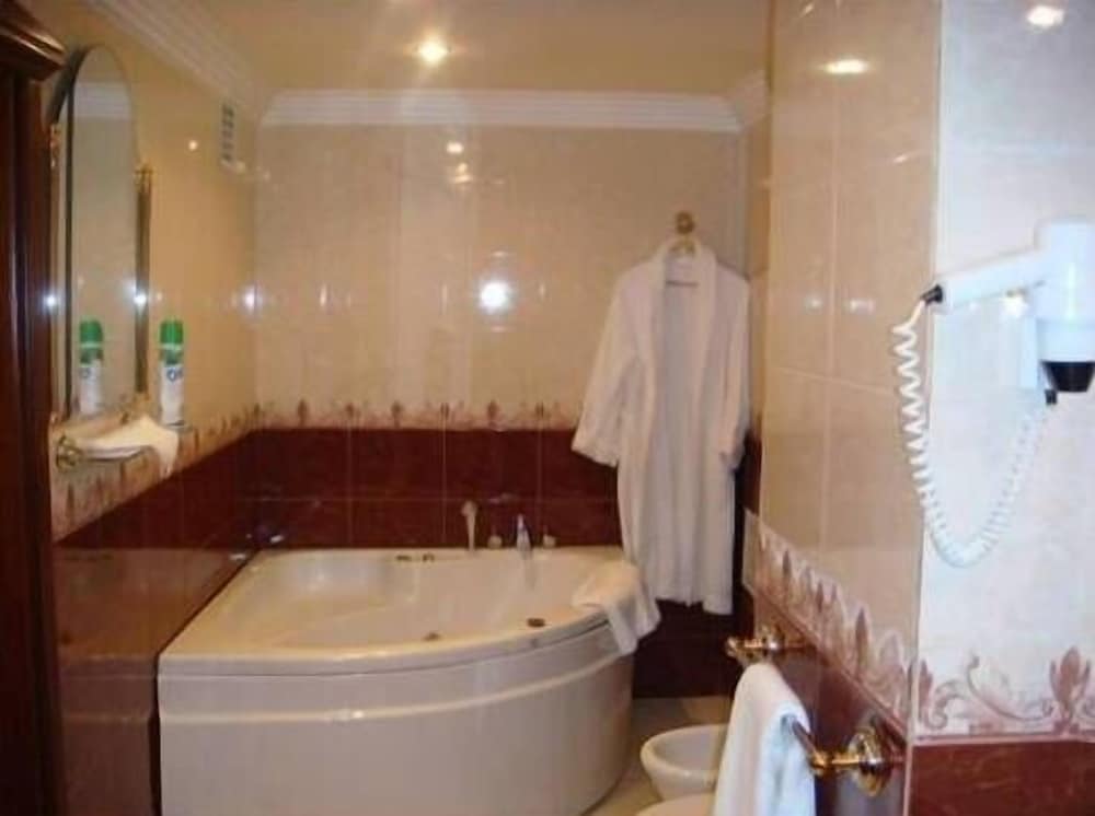 Presidential Suite, 2 Bedrooms photo 2