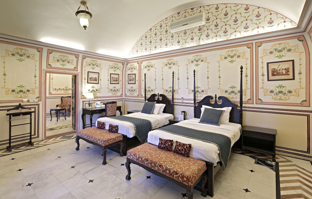 Deluxe Double Room photo 3