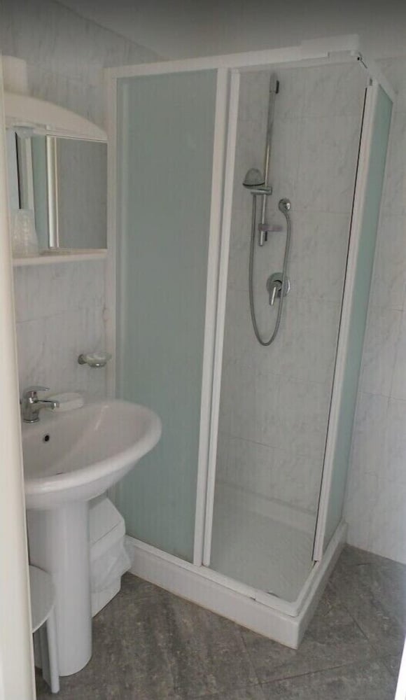 Quadruple Room photo 2