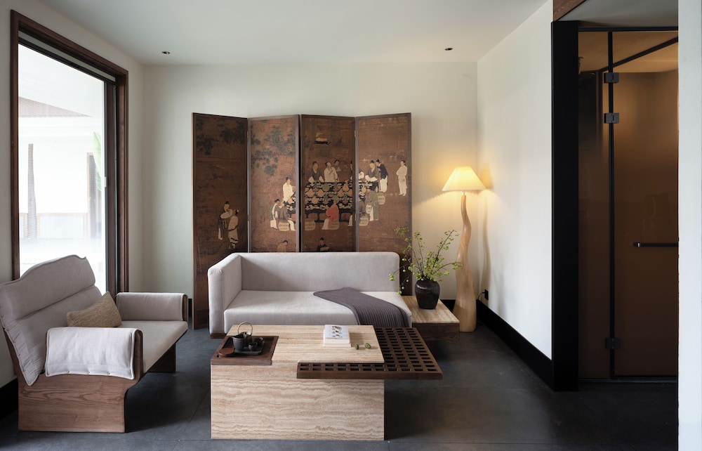 Luxury Room photo 2