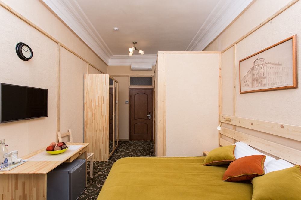 Standard Room photo 2